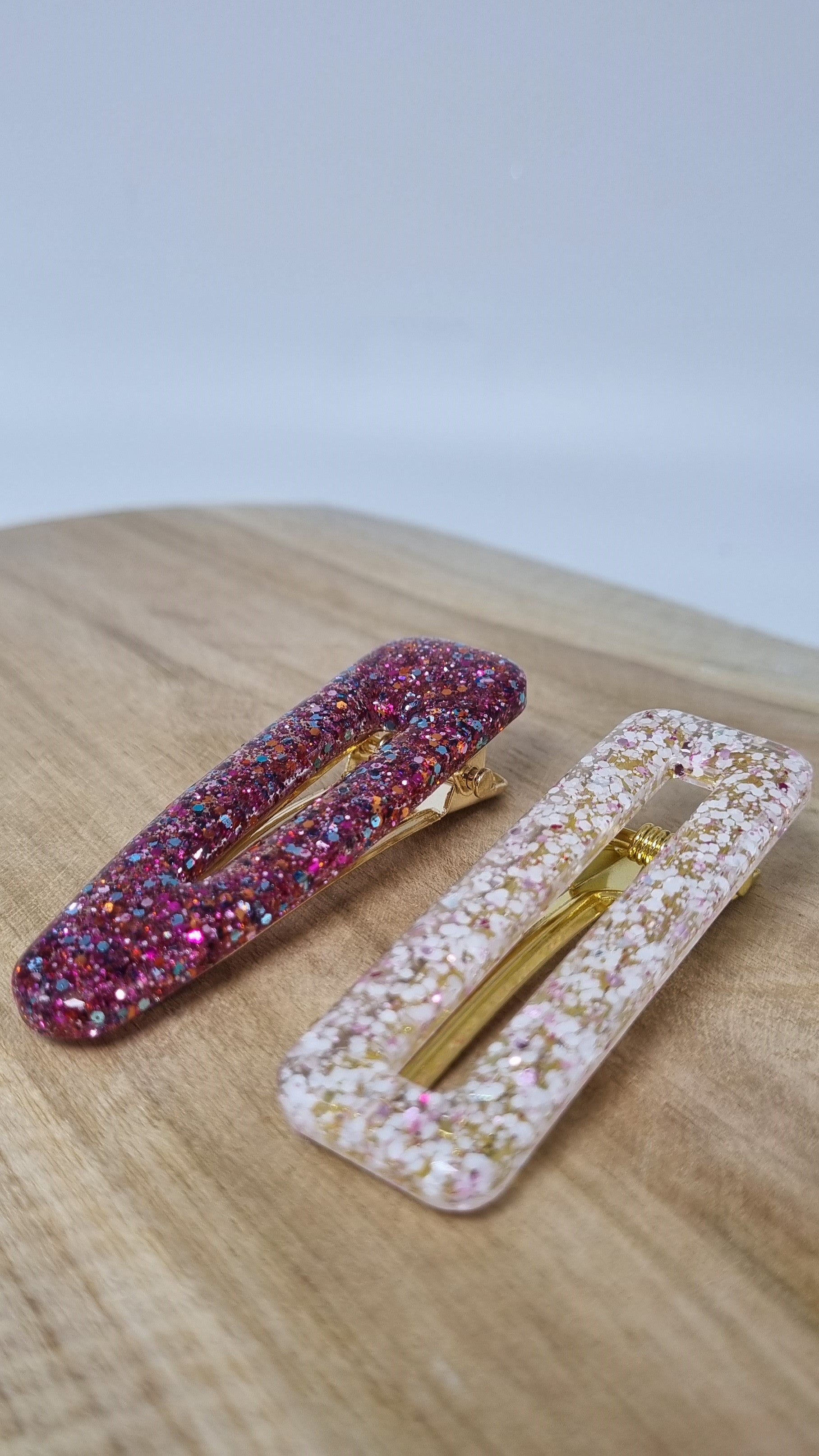 Barrette à paillettes colorée 